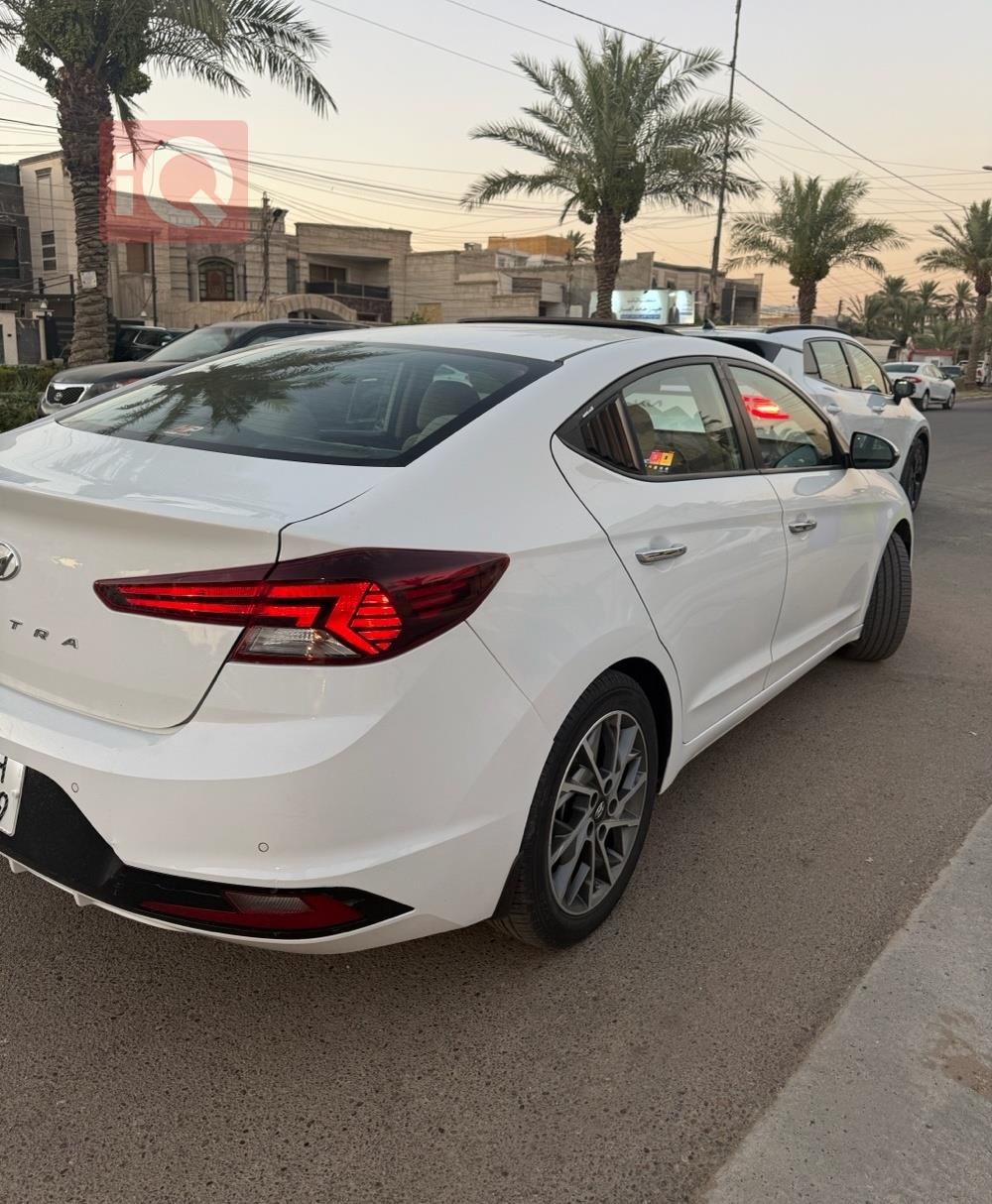 هيونداي النترا
